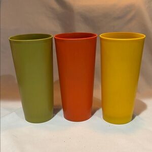 Vintage Tupperware Set of Three Colorful Tumblers